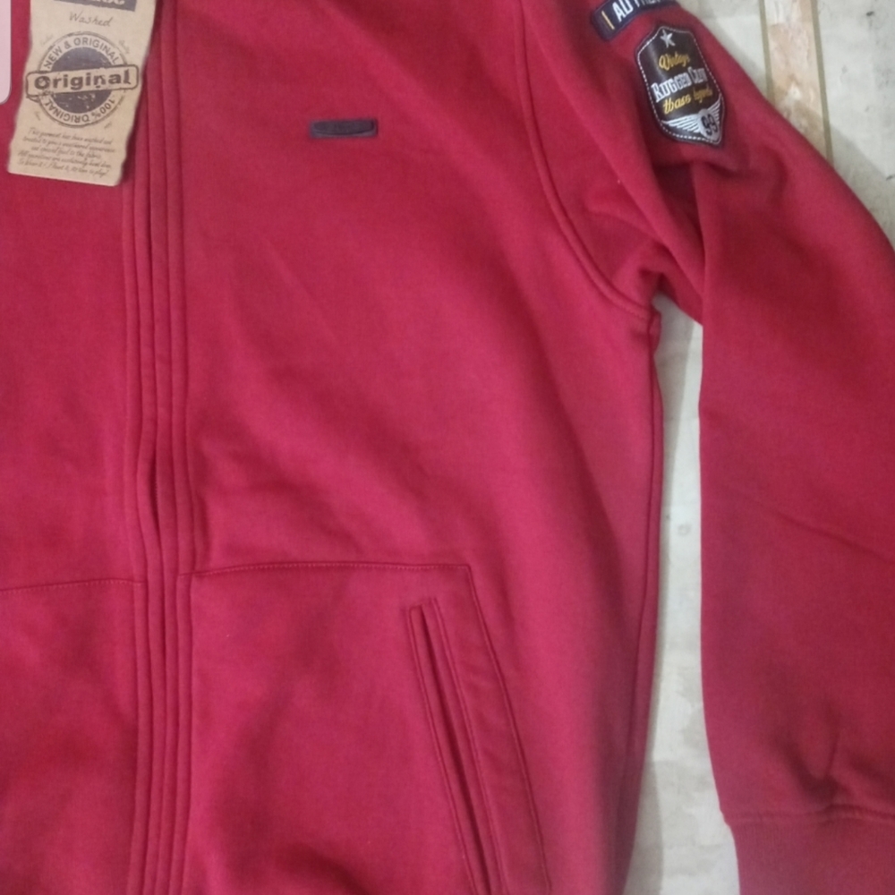 Red Jacket - Picture 4 of 6